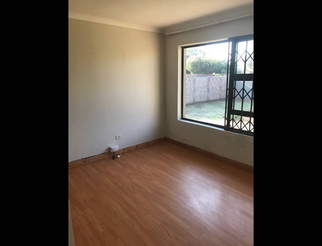 3 bed property to rent in BONAERO PARK